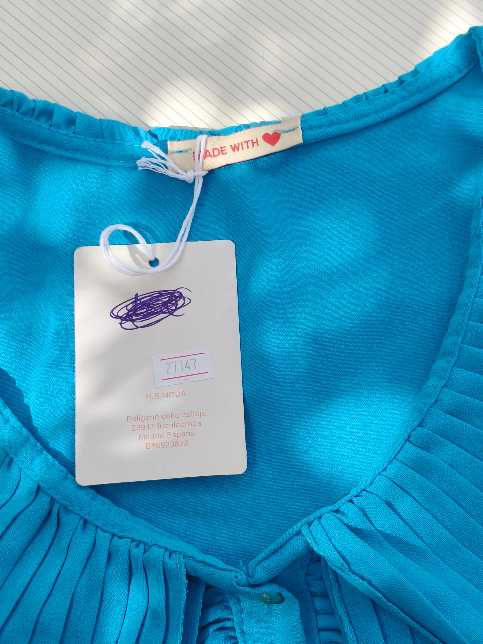 Blusa elegante azul turquesa com babados plissados – photo 8